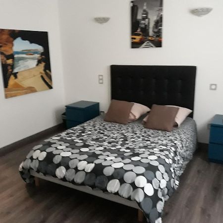 Gite Izaxulo Saint-Jean-Pied-de-Port Chambre photo