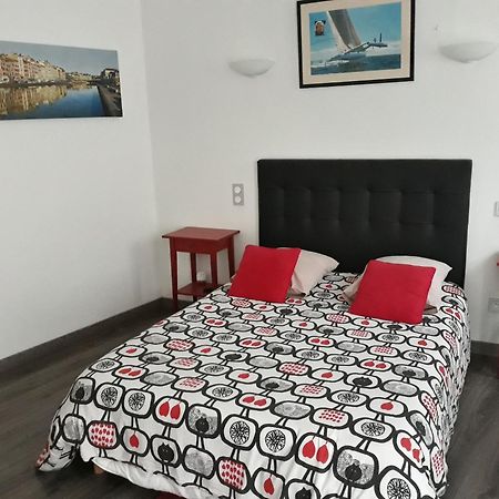 Gite Izaxulo Saint-Jean-Pied-de-Port Chambre photo