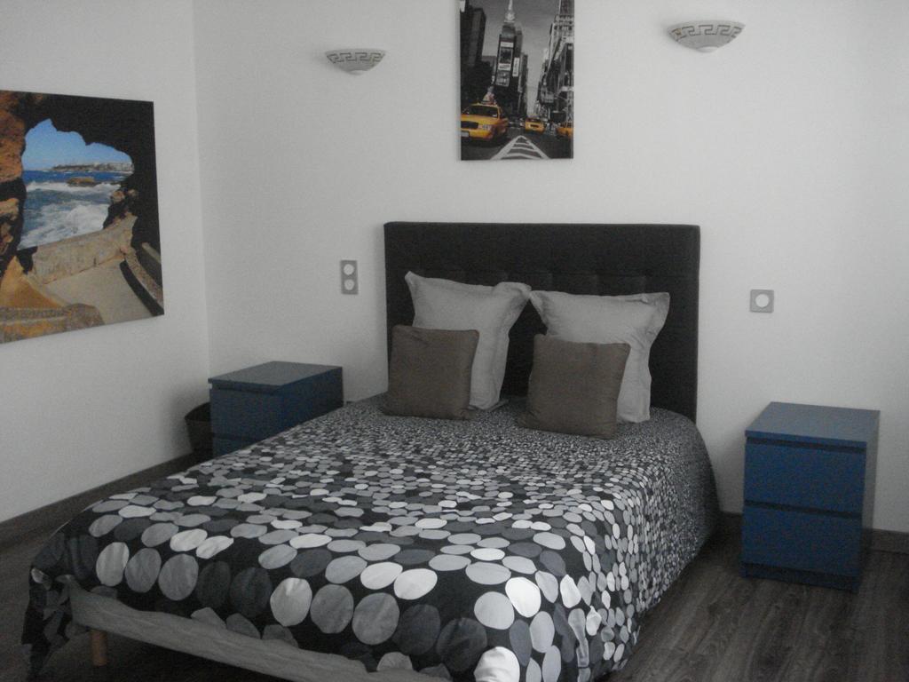 Gite Izaxulo Saint-Jean-Pied-de-Port Chambre photo